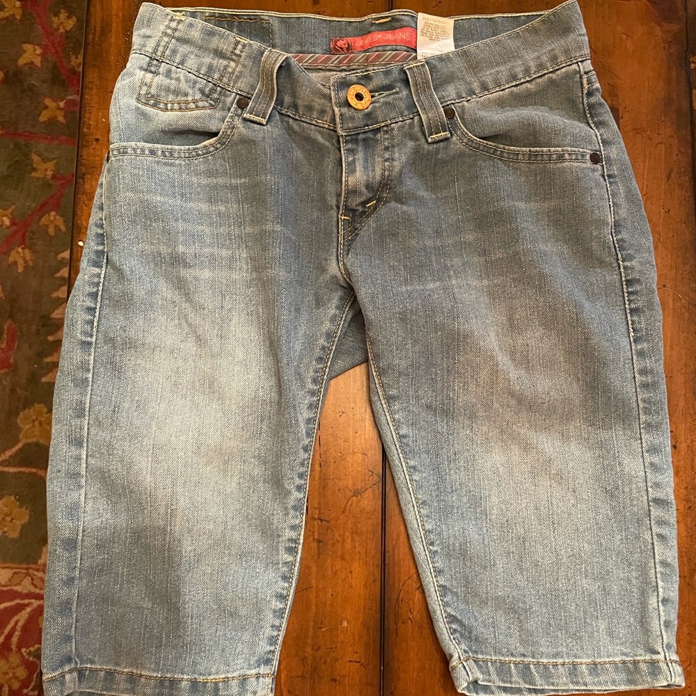 Sz 5 Levi’s Bermudas